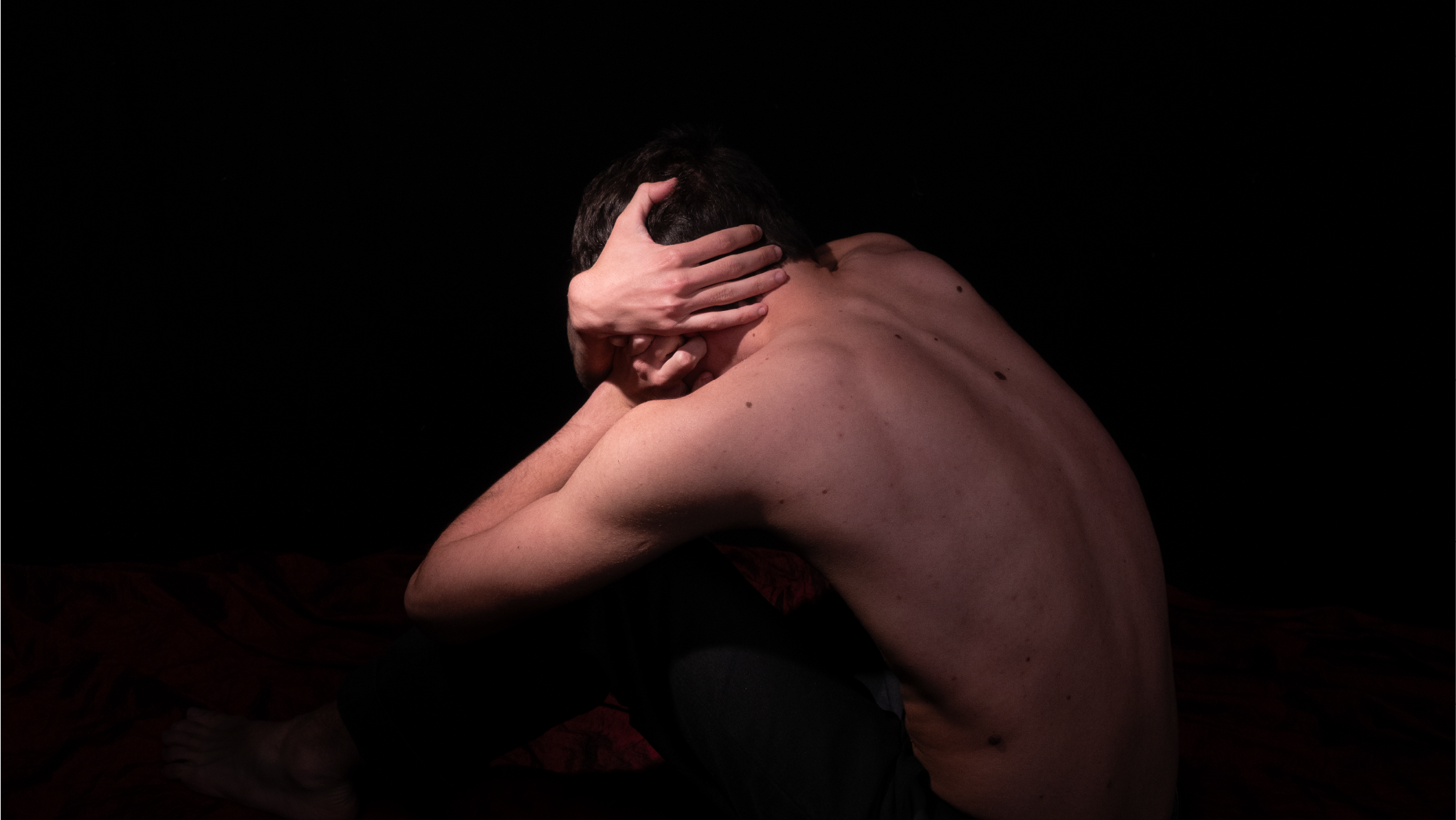 Gustavo Sumpta  in the performance Enigma Mist Nothing